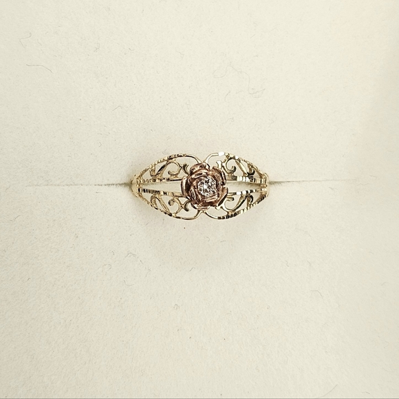 Jewelry - 10K Tri Color Gold Rose Filigree Ring 6.75